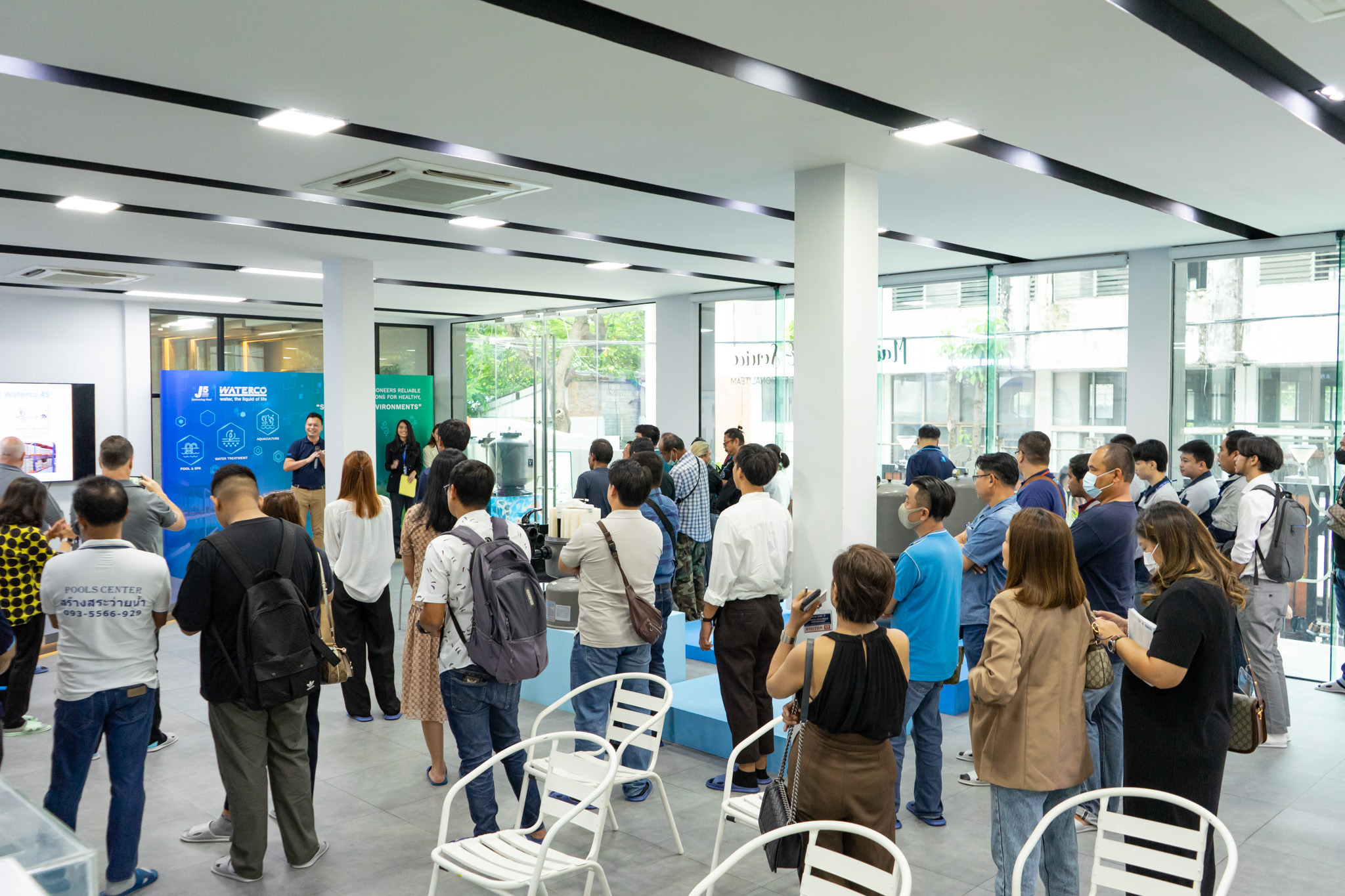 Seminar J5 X WATERCO 2023 Optimize Your Pool’s Performance WATER CHEMISTRY & EFFECTIVE SANITATION