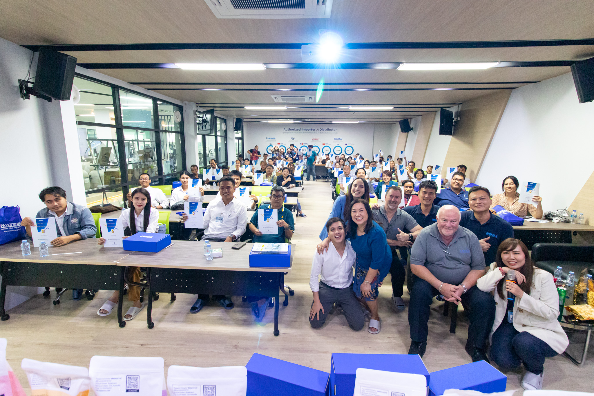 Seminar J5 X WATERCO 2023 Optimize Your Pool’s Performance WATER CHEMISTRY & EFFECTIVE SANITATION